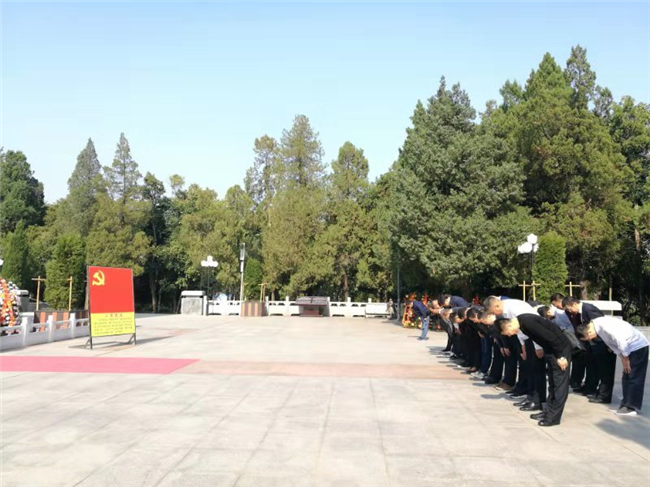 首页| 尊龙集团中国官方网站