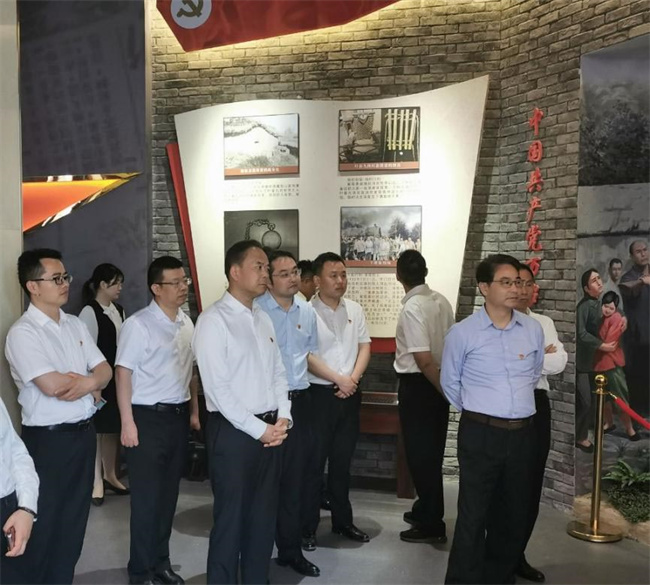 首页| 尊龙集团中国官方网站